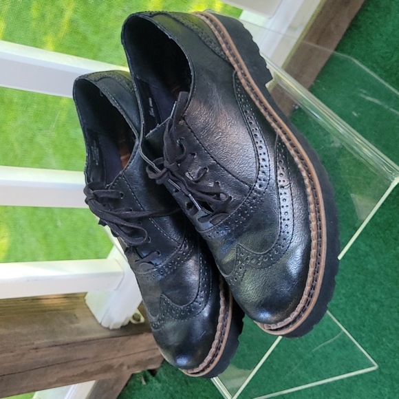 boc | Shoes | Brogues By Boc Born 